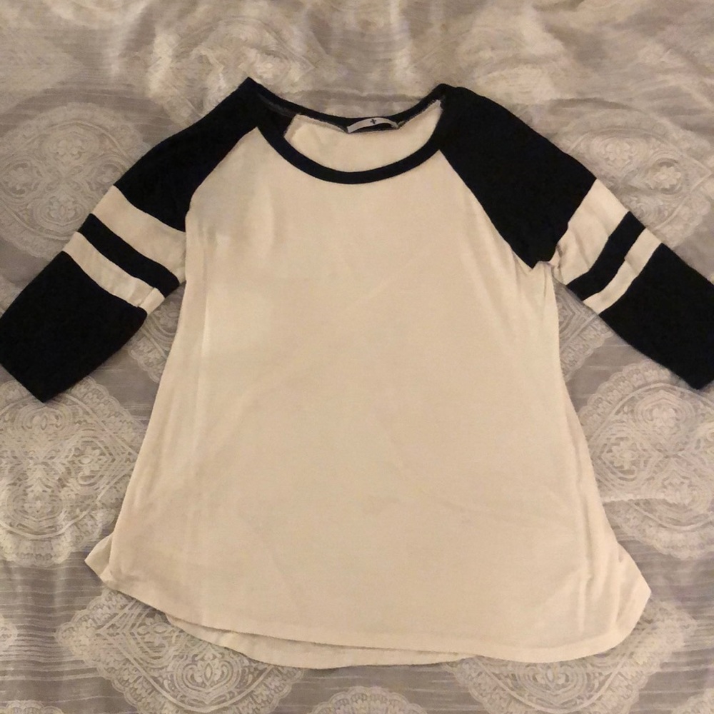 Baseball tee